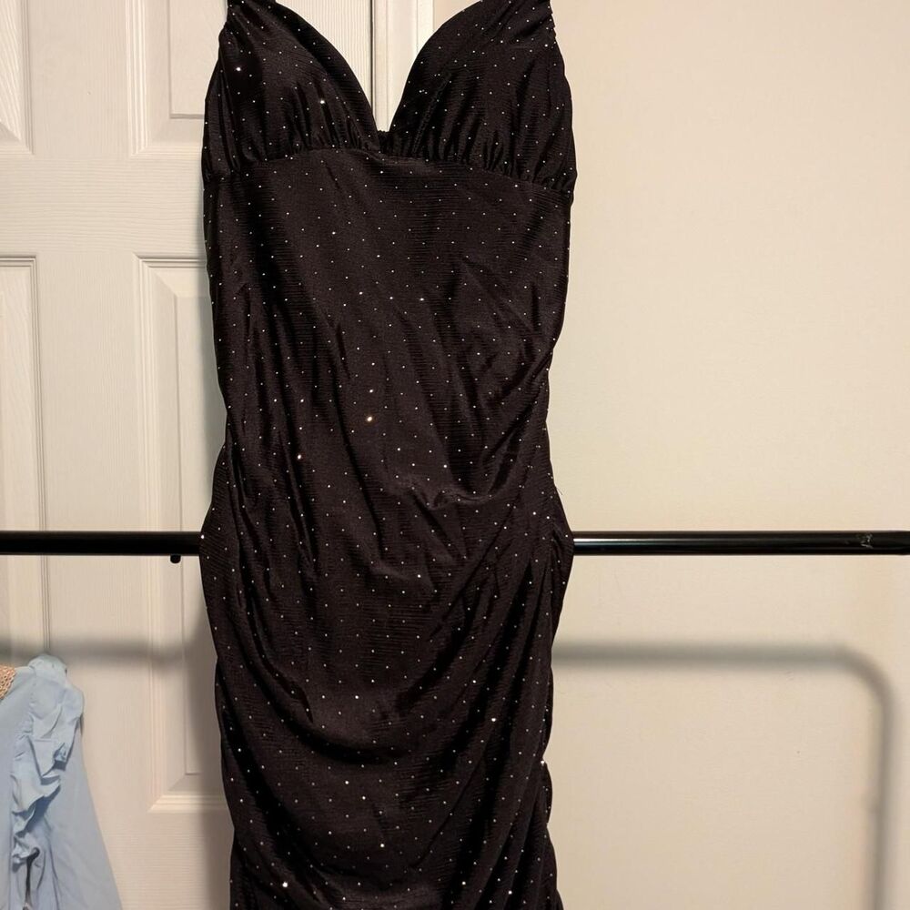 Black polyester dress with small silver sequins